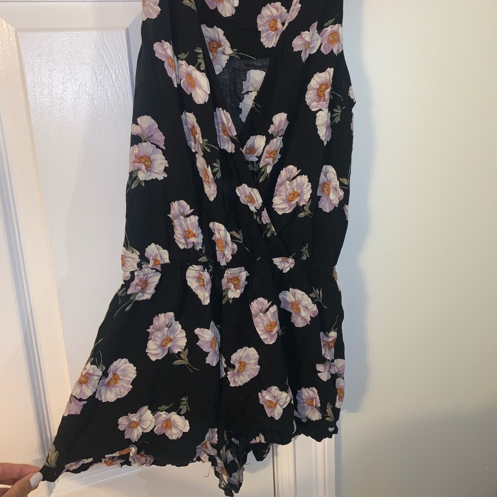 [SOLD] - Picture 2 of 5